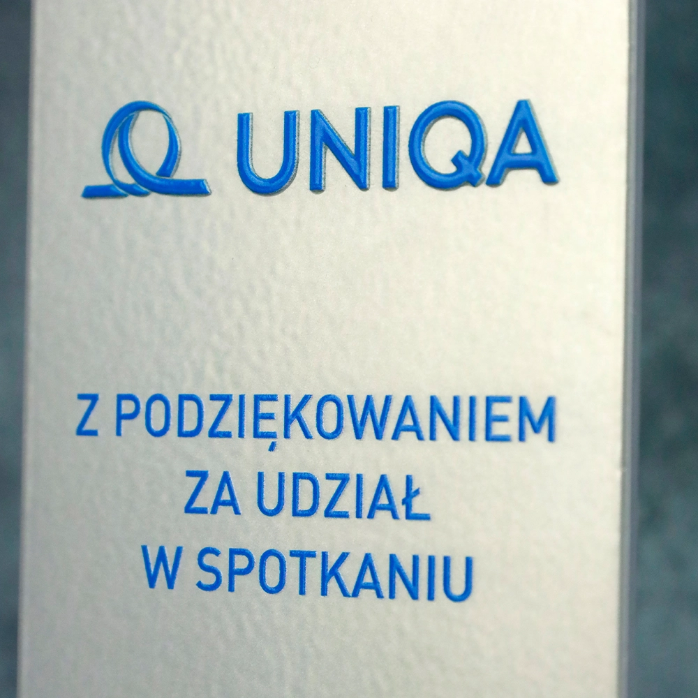 Elegancka nagroda dla agenta ubezpieczeniowego Uniqa_3